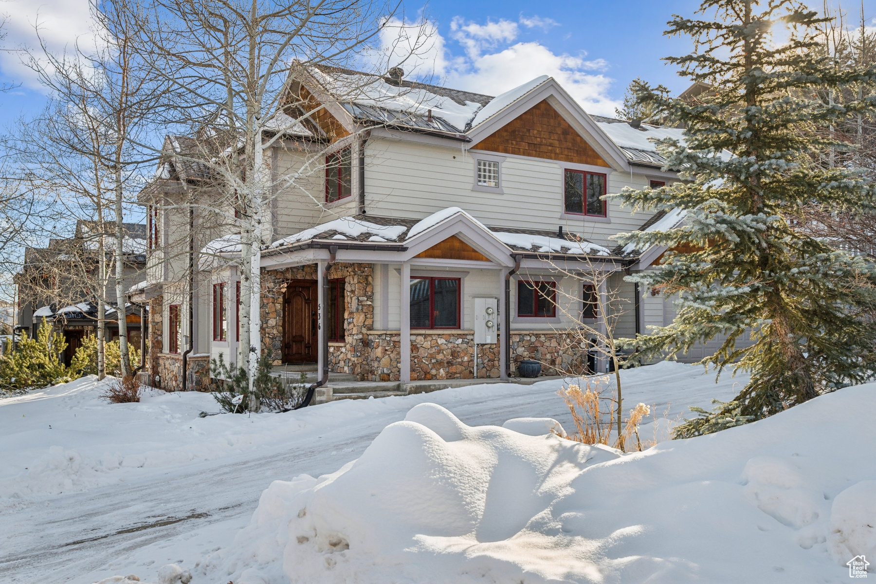 Park City, Utah 84060, United States, 3 Bedrooms Bedrooms, ,3 BathroomsBathrooms,Residential,Pending,18873