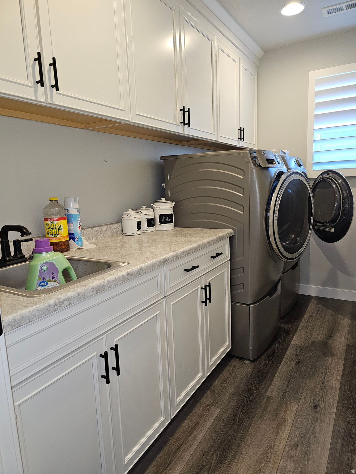 LAKESIDE - Residential