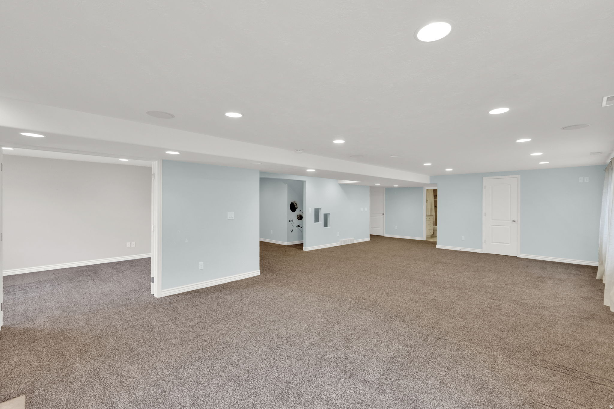 MEADOWS - Residential