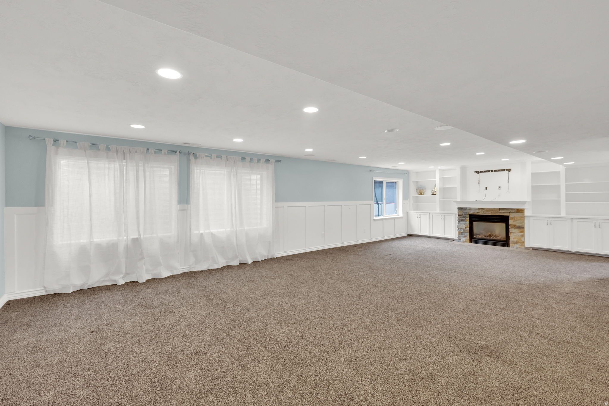 MEADOWS - Residential