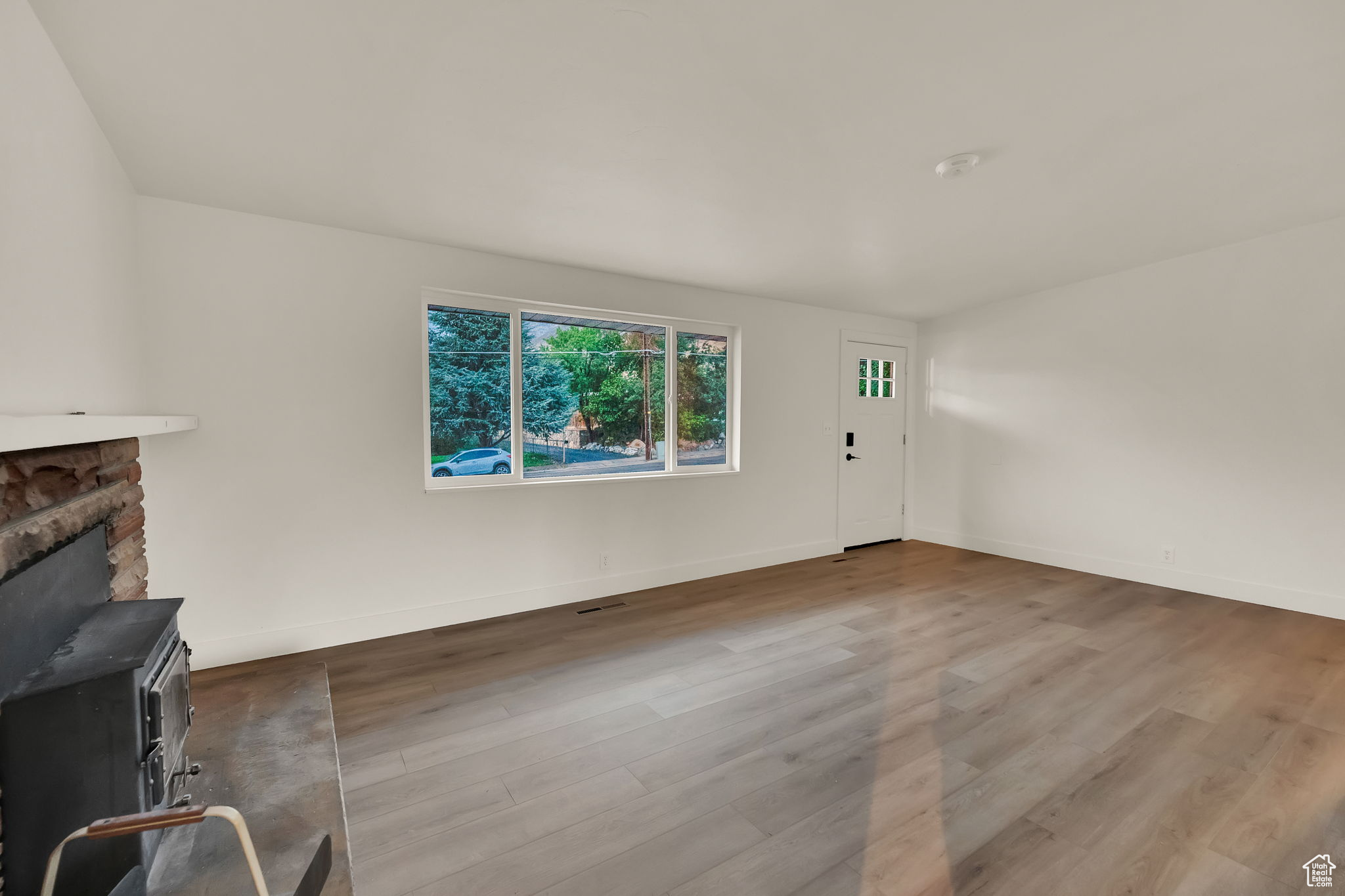 CANYON POINT IN CENTERVILLE - Residential