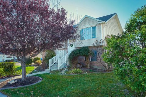 Tiny photo for 962 S CHAPPEL VALLEY LOOP W, Lehi, UT 84043 (MLS # 2127205)