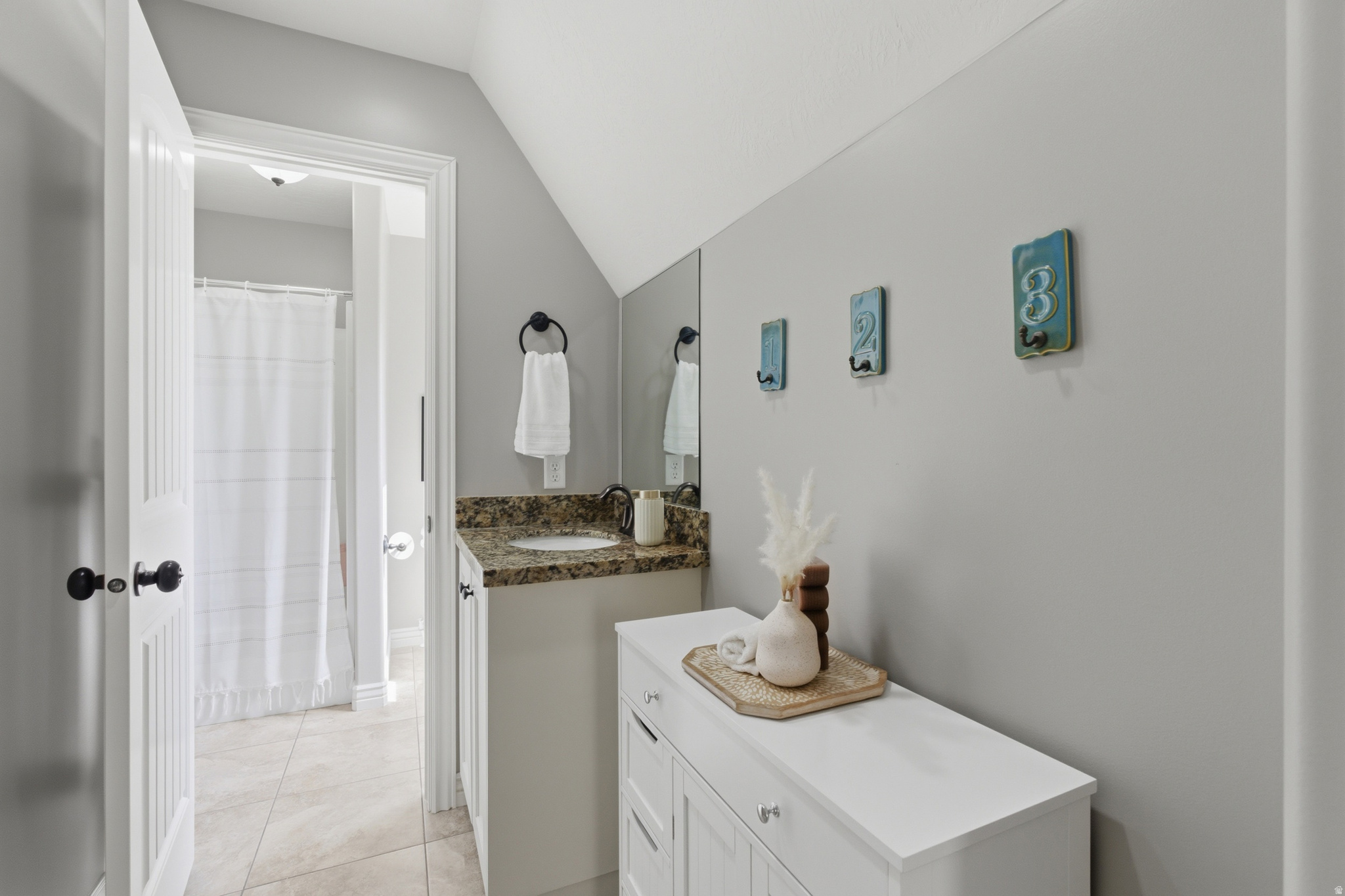 KENNECOTT - Residential