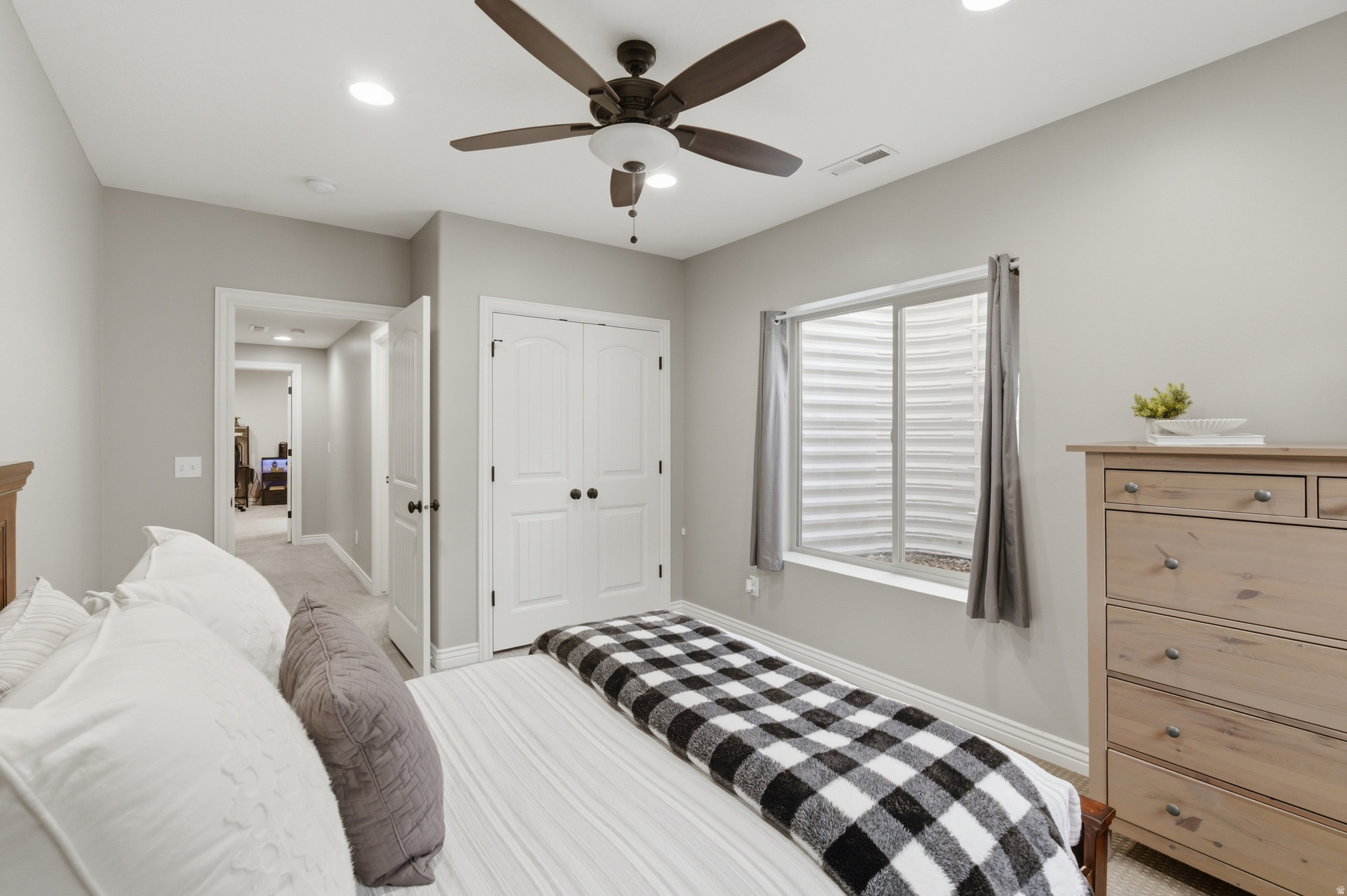 KENNECOTT - Residential