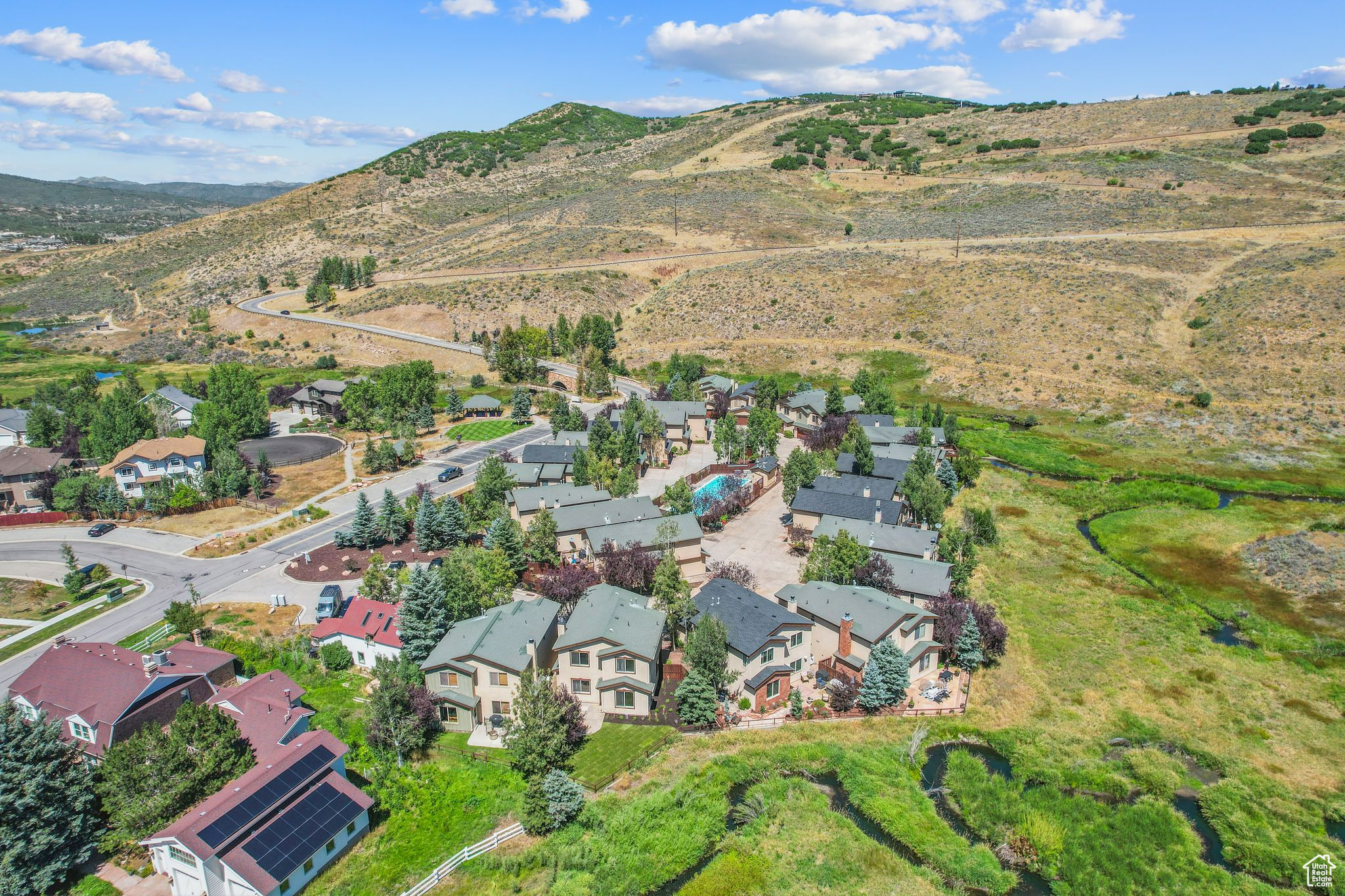 Park City, Utah 84098, United States, 3 Bedrooms Bedrooms, ,3 BathroomsBathrooms,Residential,Pending,47605