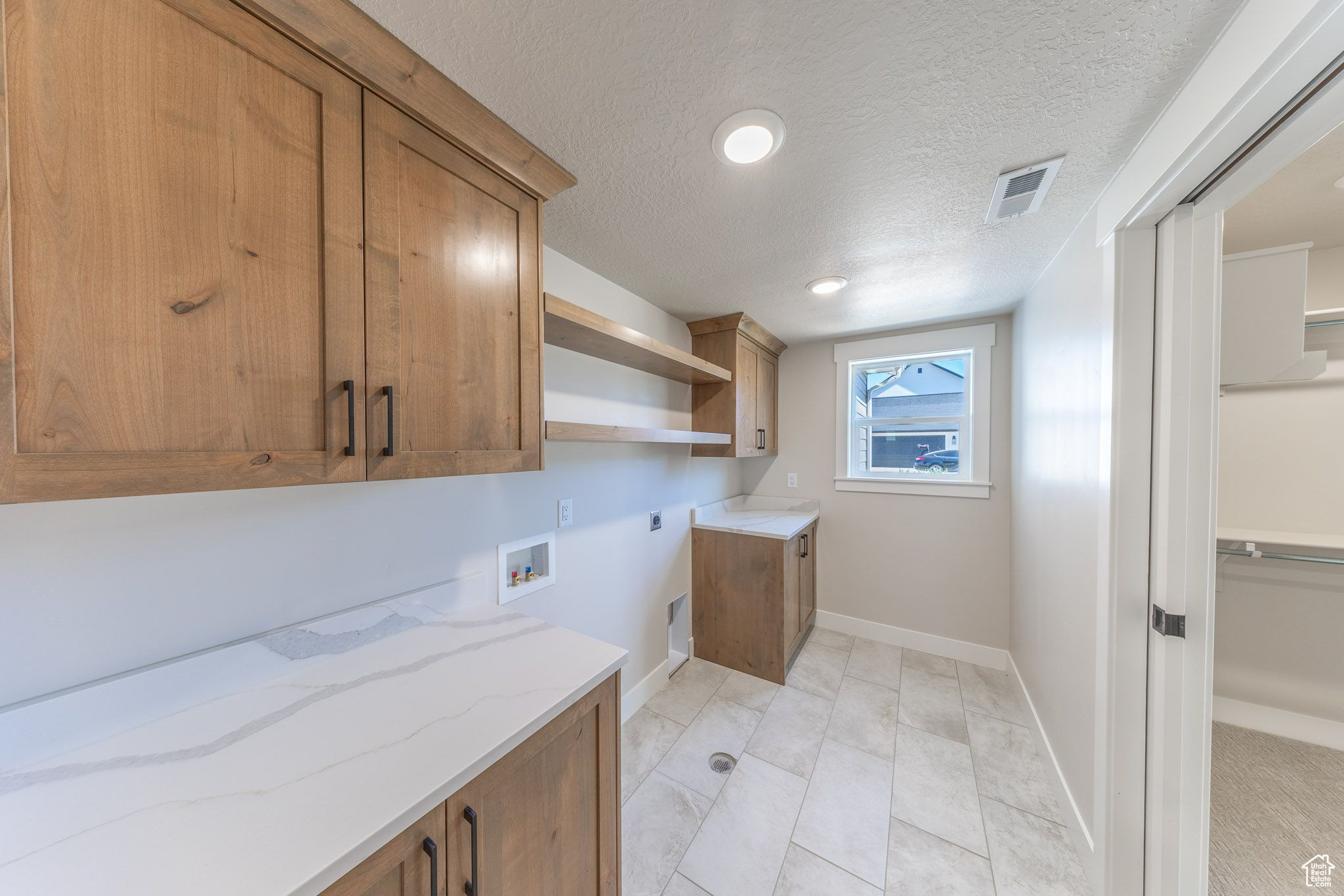 PAPPY'S ESTATES - Residential