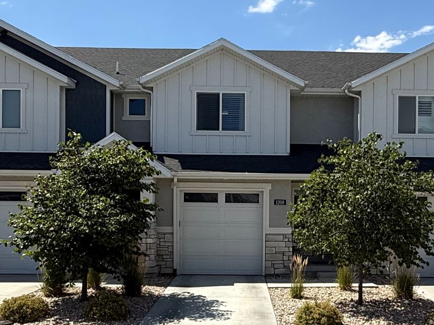ASSUMABLE VA LOAN 2.375 percent to a Veteran with eligibility. This townhome is move in ready with 4 bedrooms and 3 1/2 baths. Beautiful designer basement apartment with kitchen, bedroom and full bath. This delightful little town situated just 15 minutes from Provo on the I-15 interstate known for its breathtaking scenery.