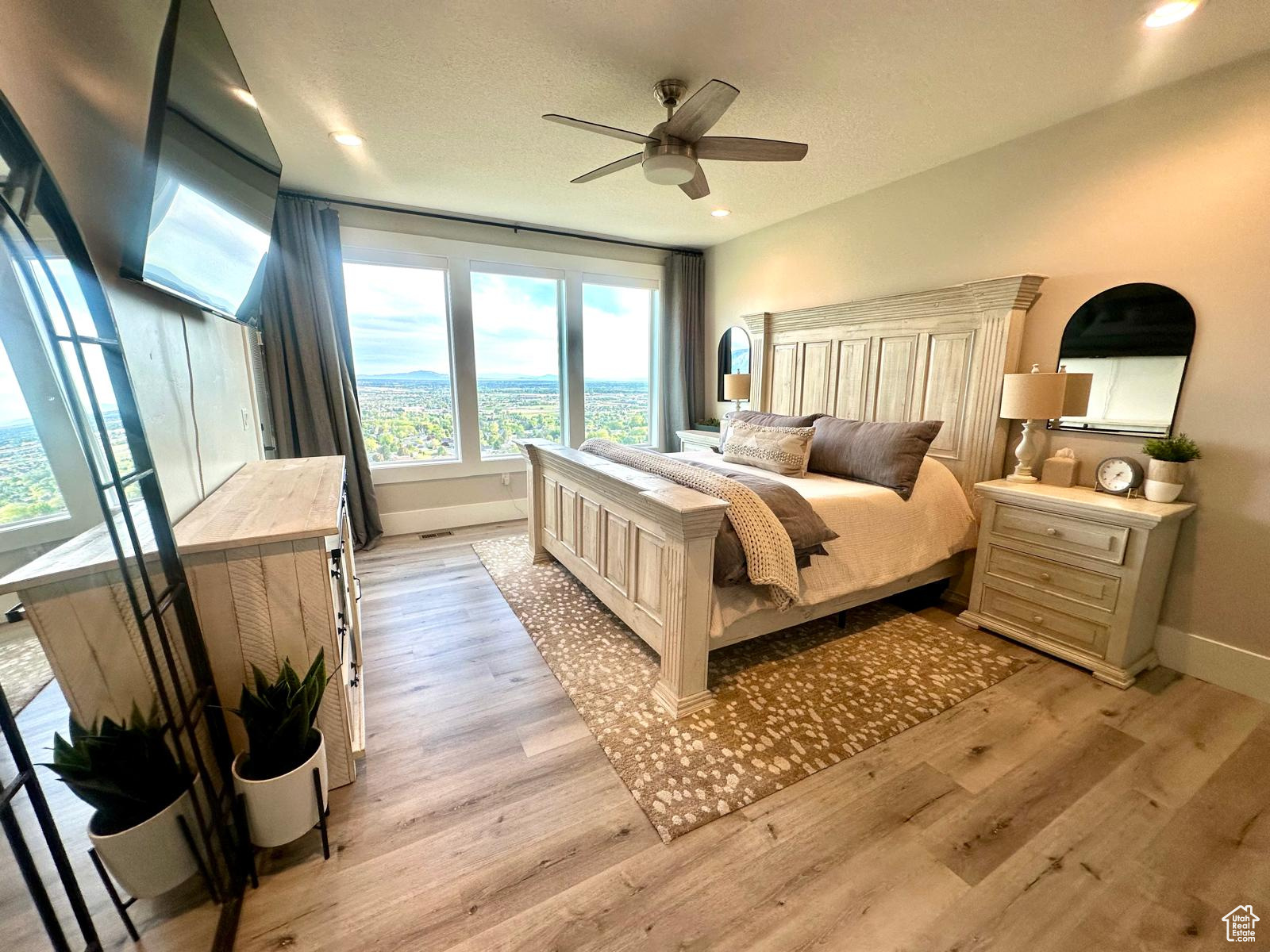 STONE RIDGE - Residential