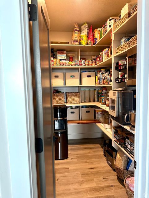 Tiny photo for 191 E 3475 N, North Ogden, UT 84414 (MLS # 2085511)