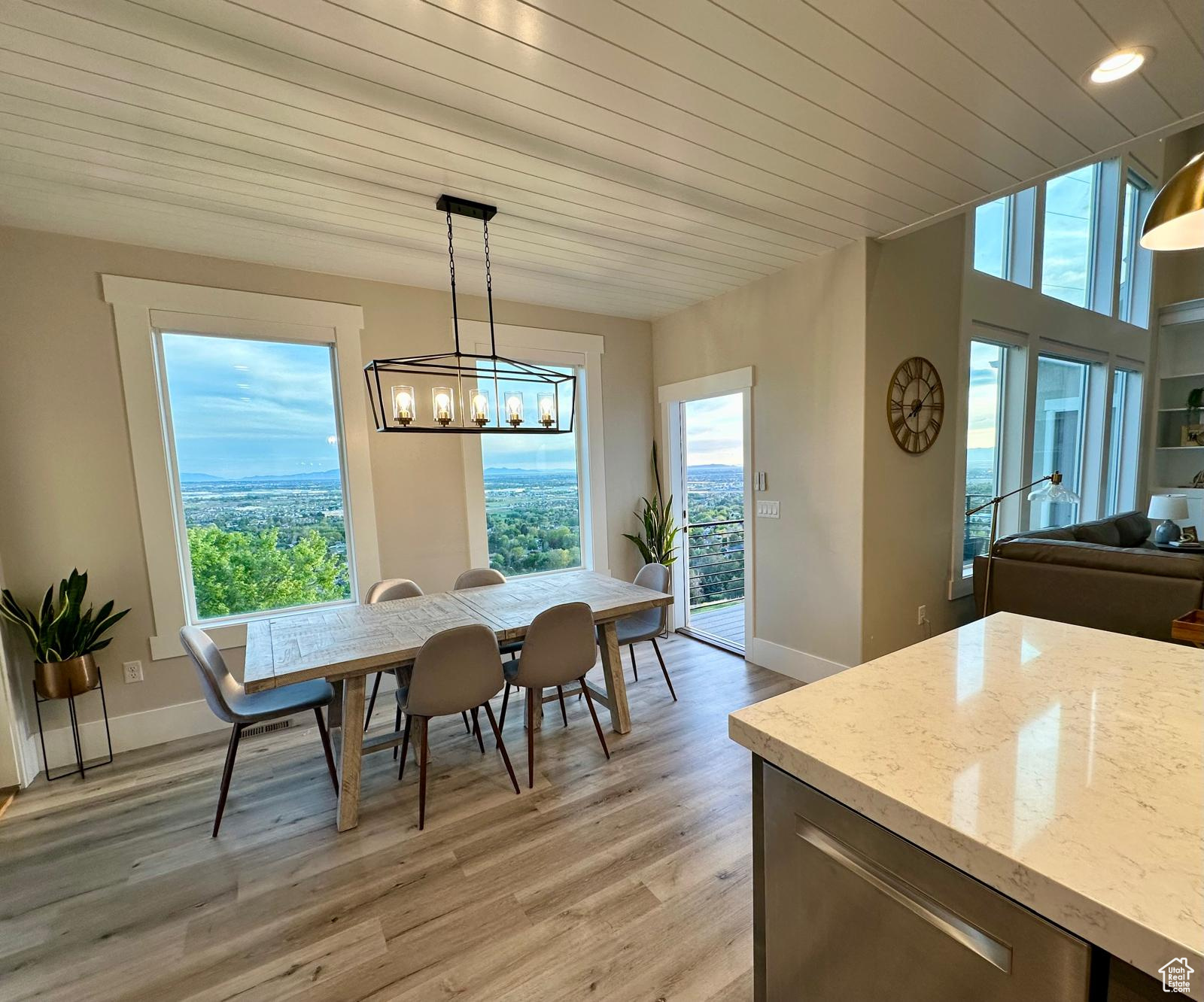 STONE RIDGE - Residential