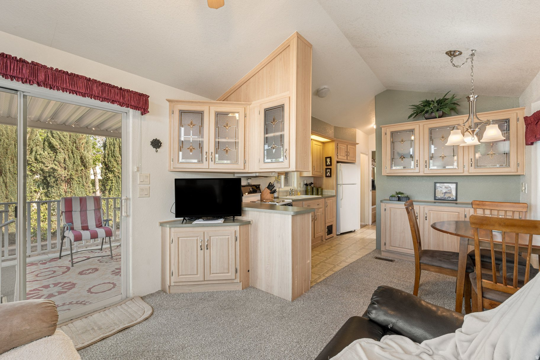 CHEROKEE SPRINGS RV PARK - Residential