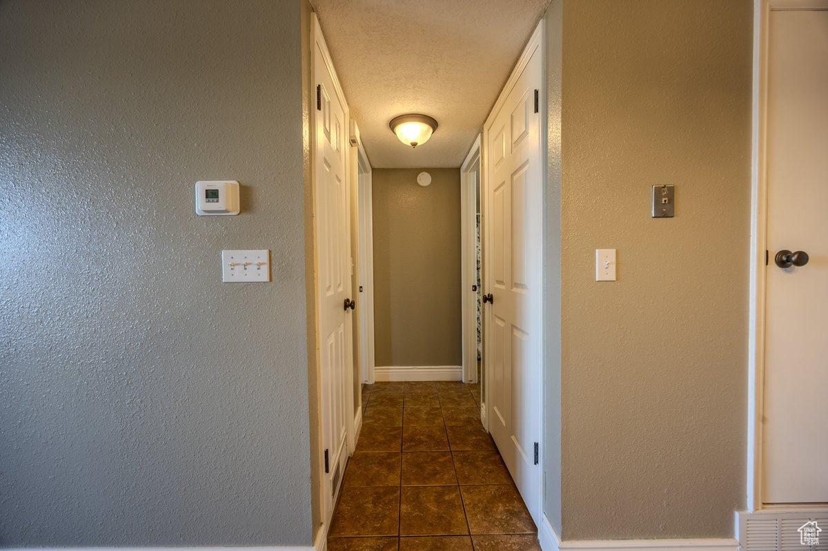 QUAIL LANE CONDOS - Residential