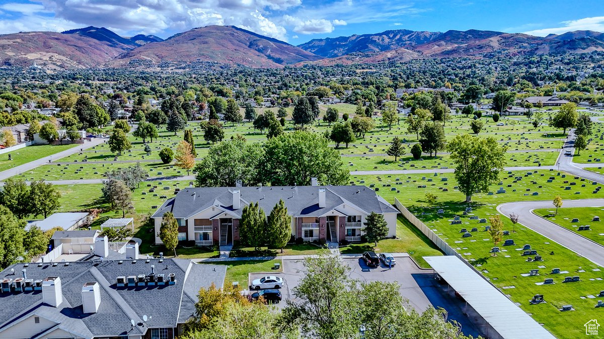 QUAIL LANE CONDOS - Residential