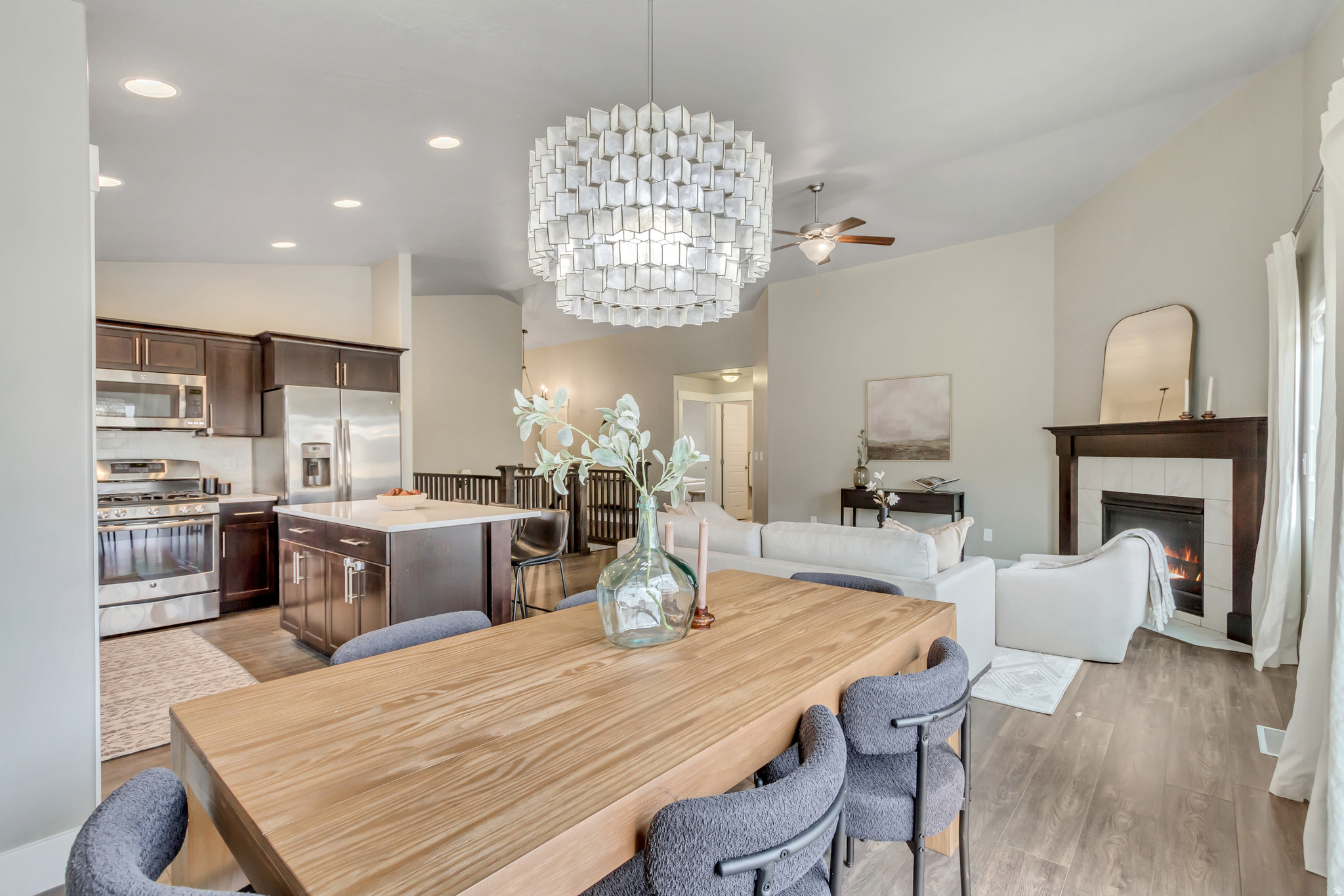 PARK ESTATES @ IVORY RIDGE - Residential