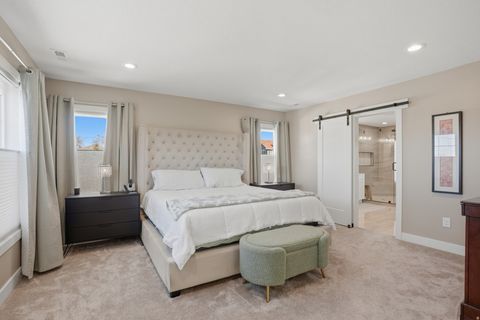 Tiny photo for 3905 S HOLLADAY CT, Holladay, UT 84124 (MLS # 2143353)