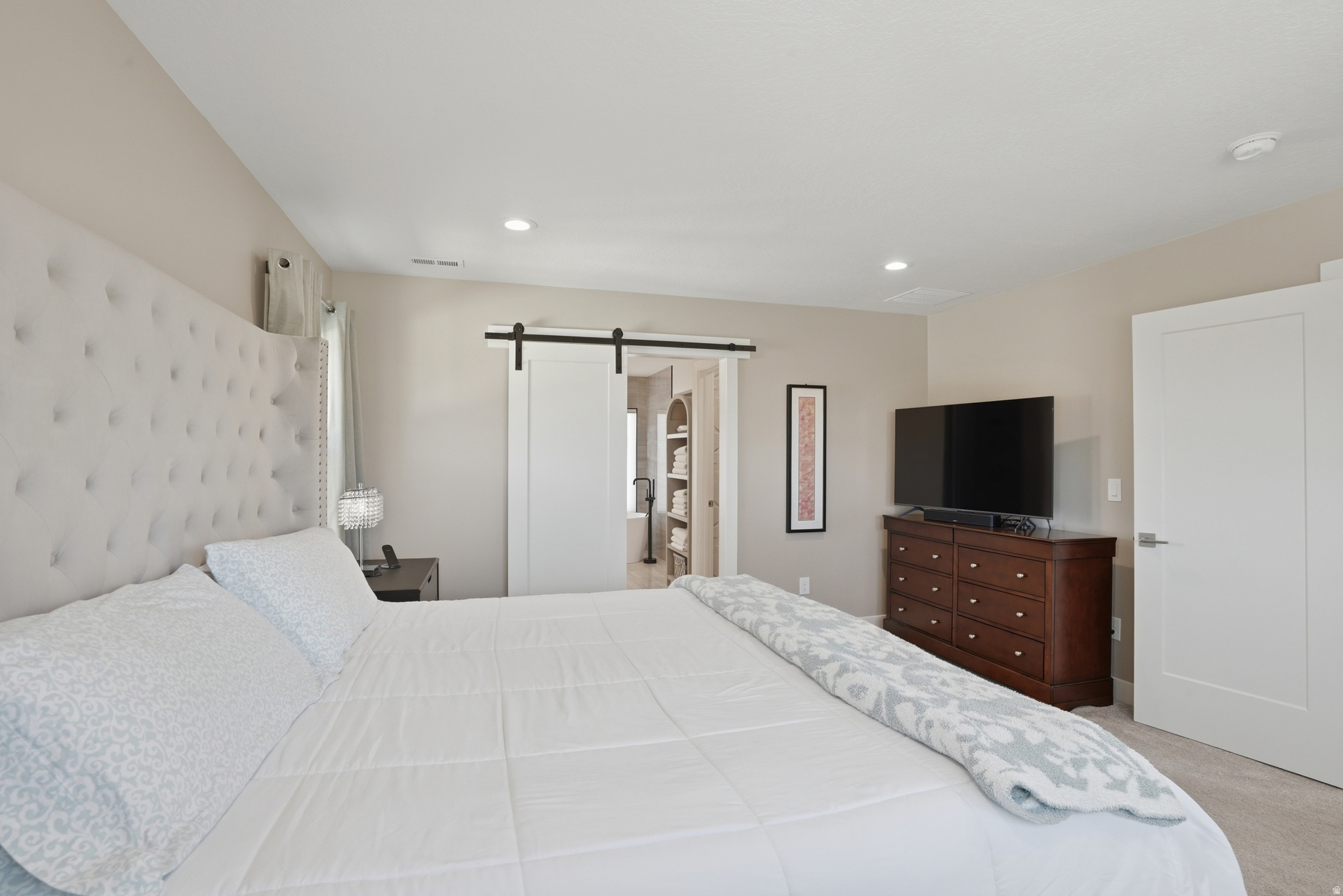 HOLLADAY COURT - Residential