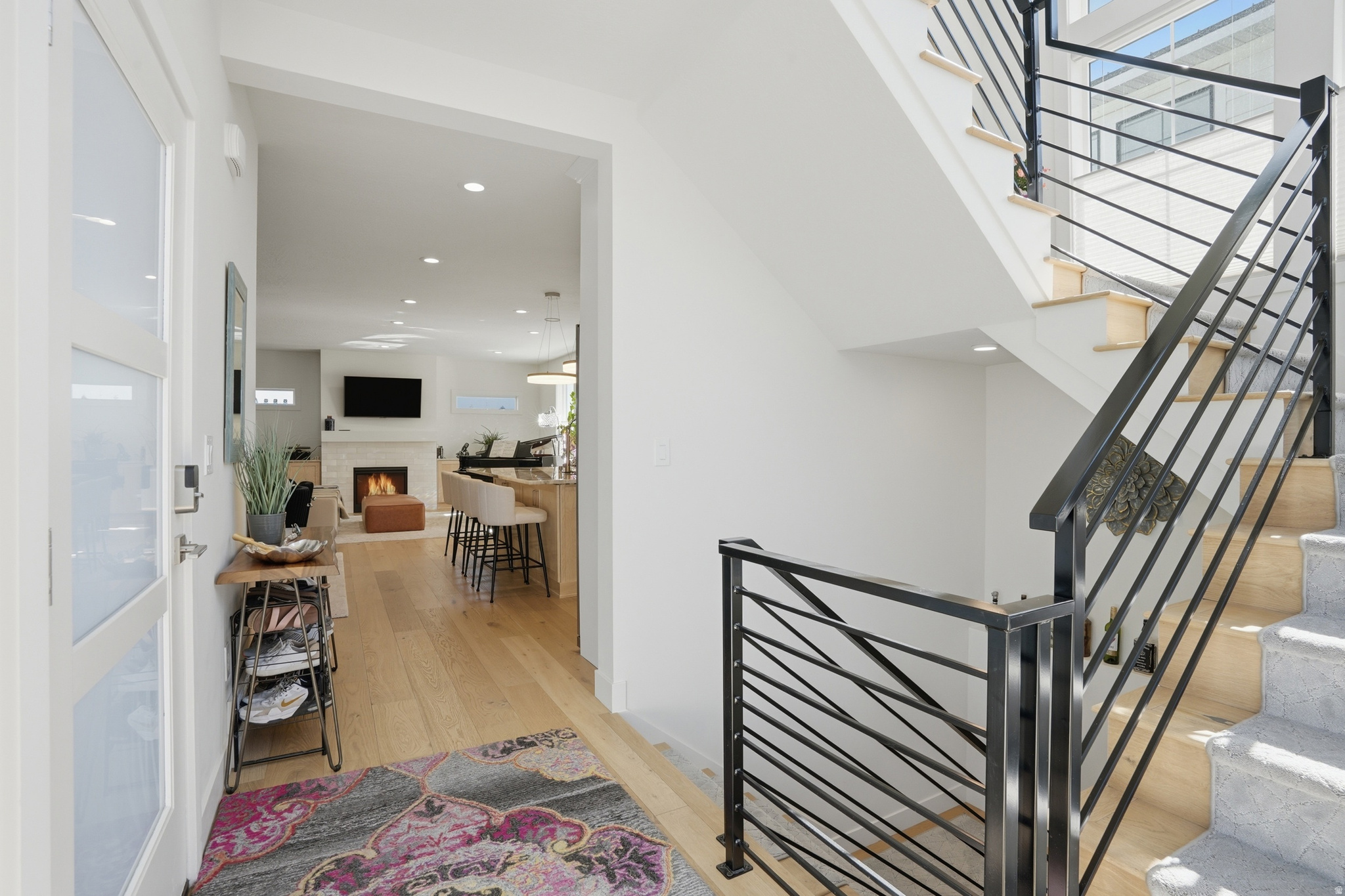 HOLLADAY COURT - Residential