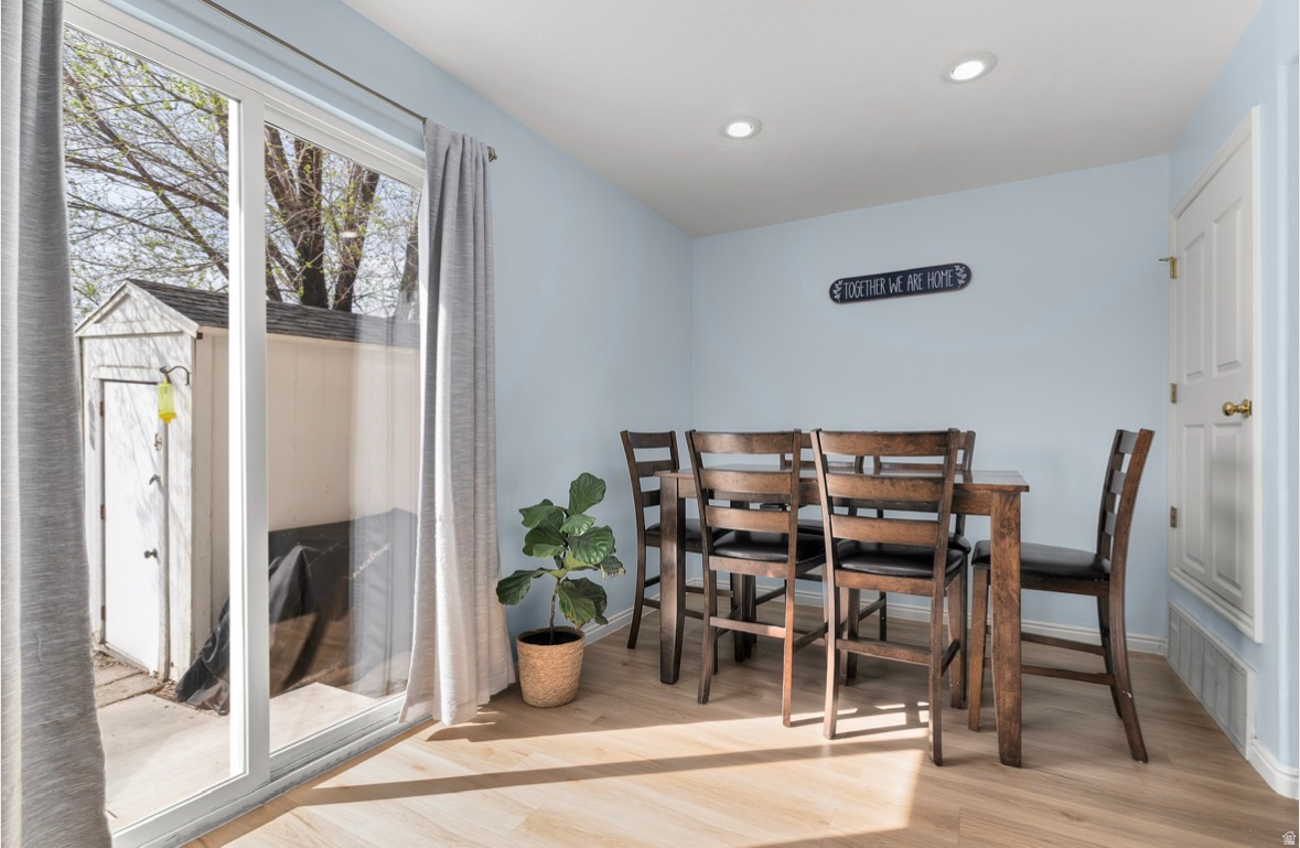 DAVENCOURT TOWNHOMES - Residential