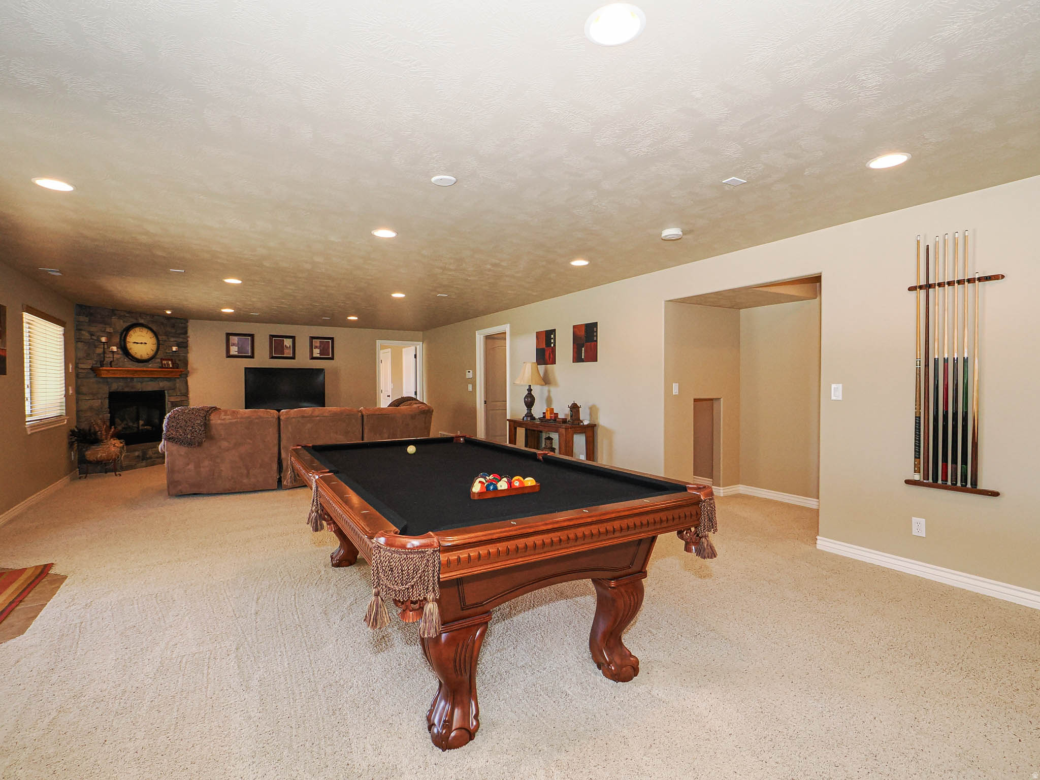 LUCAS DELL - Residential