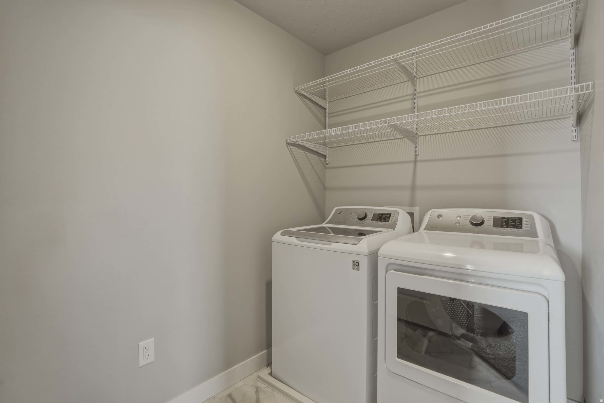 YOSEMIT PARK LOFTS P - Residential