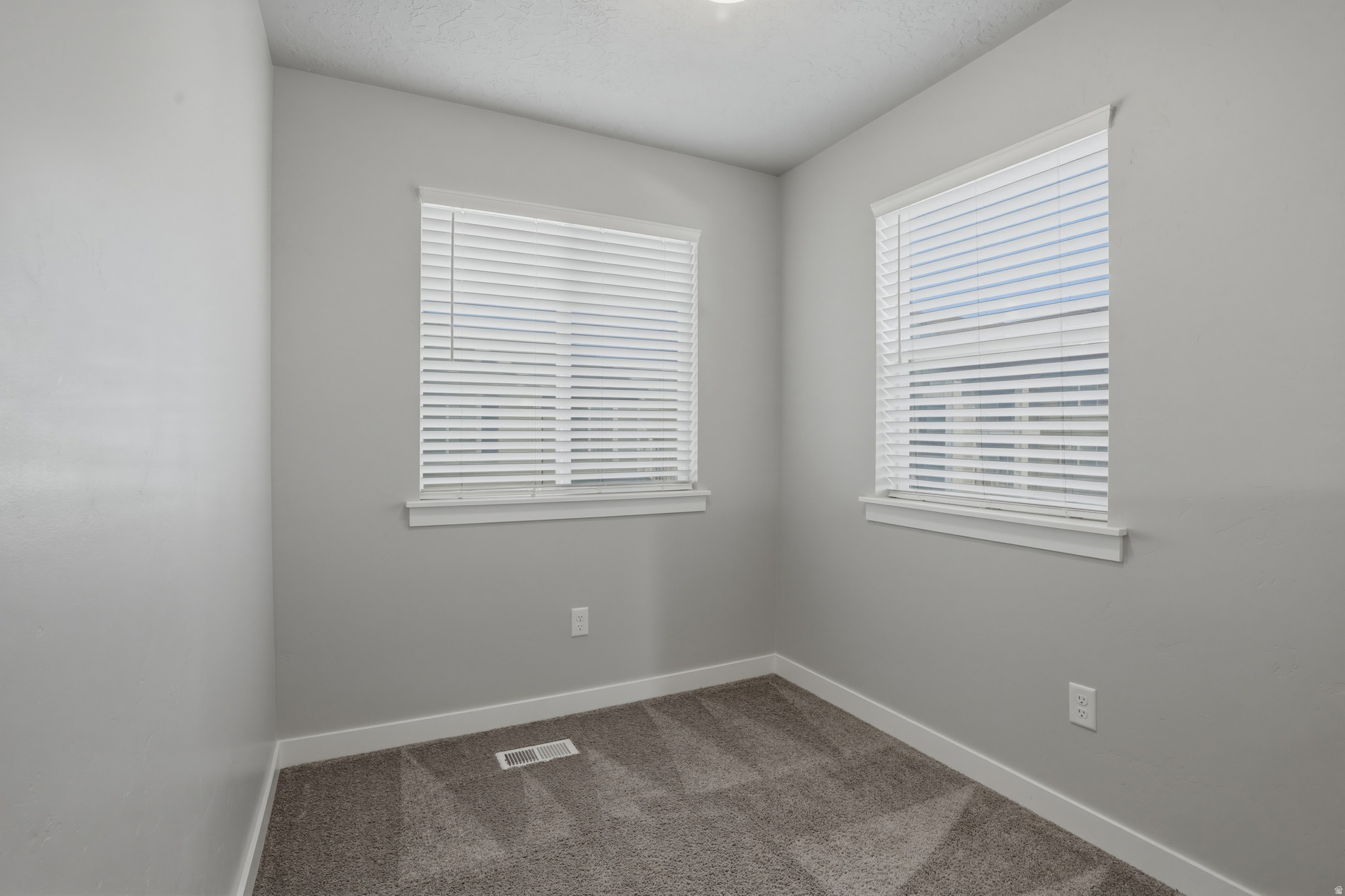 YOSEMIT PARK LOFTS P - Residential