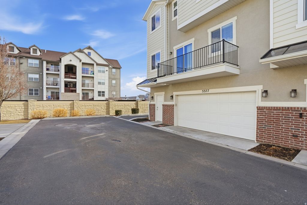 Photo of 5377 W MOUNT GIBBS PL #410, Herriman, UT 84096 (MLS # 2138721)