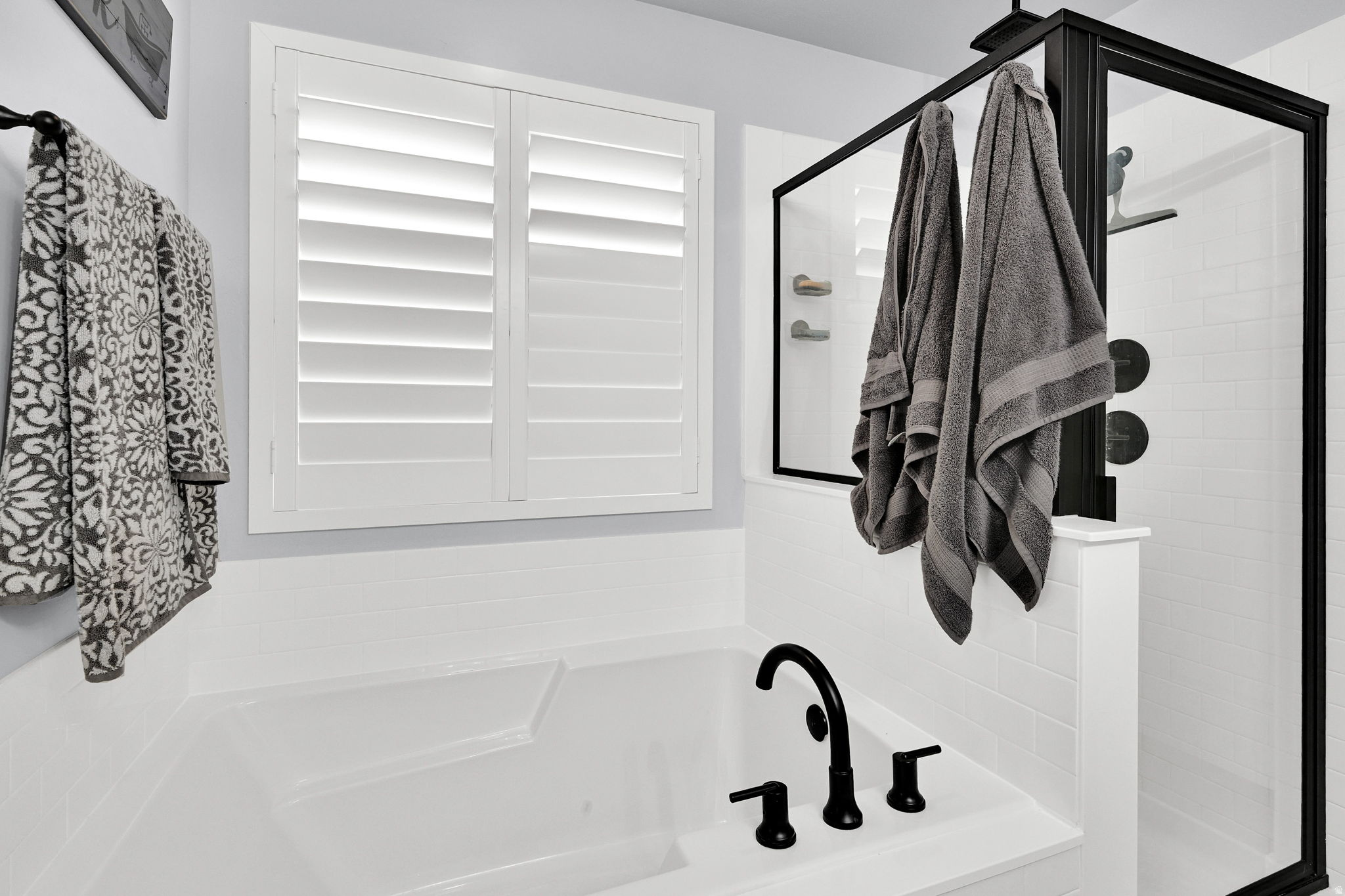 SALT POINT VISTA - Residential