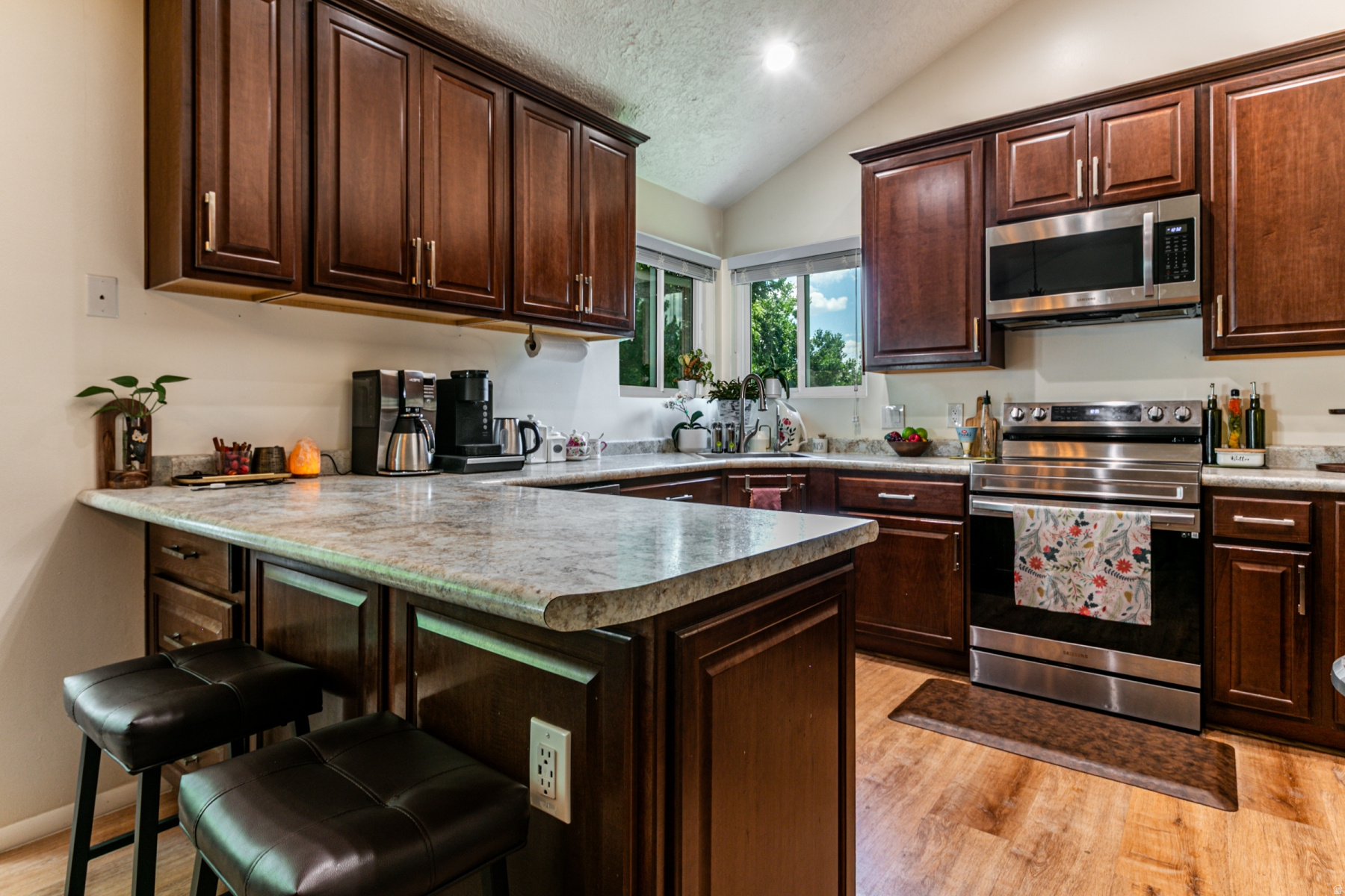 STORM MOUNTAIN TERRA - Residential