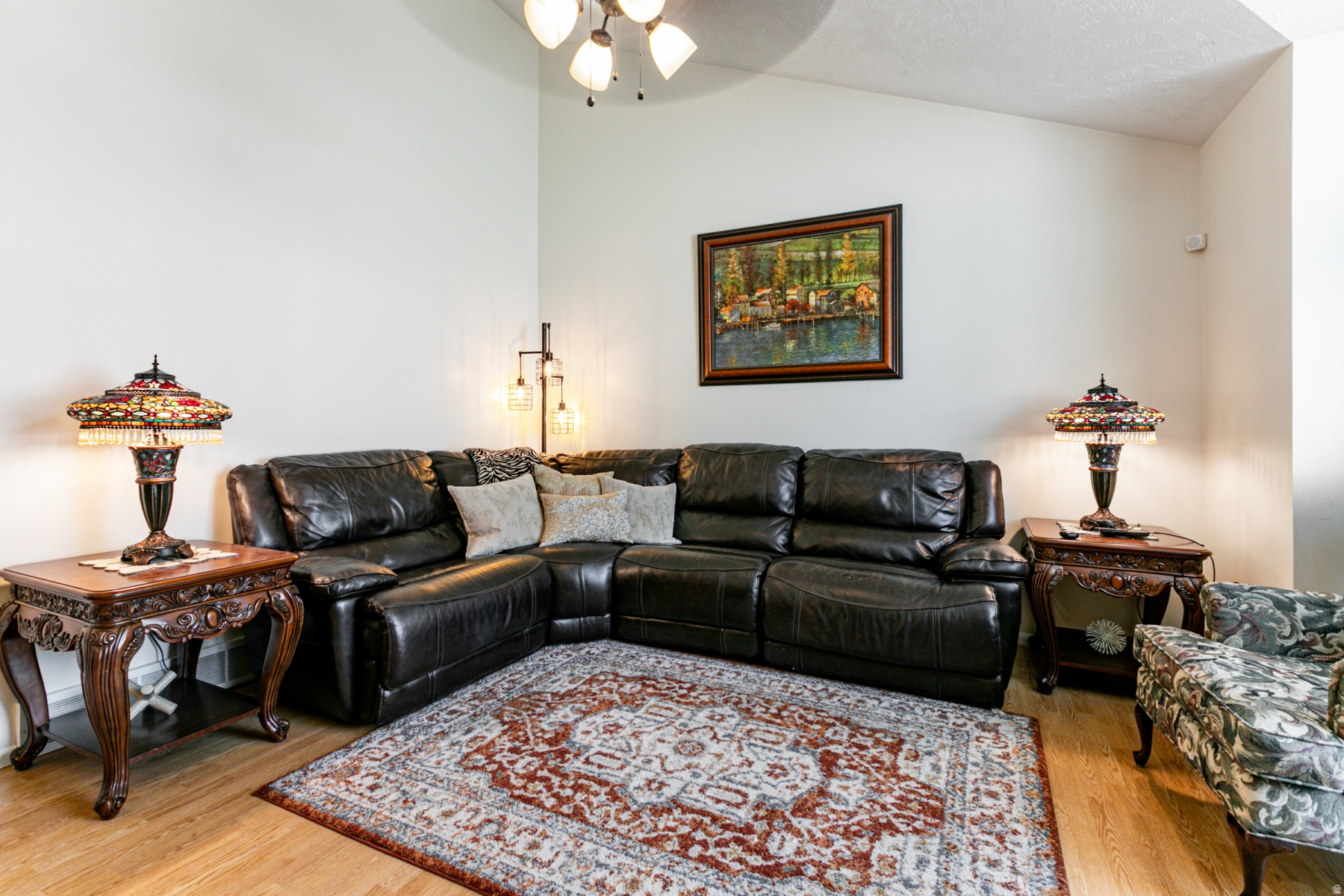 STORM MOUNTAIN TERRA - Residential