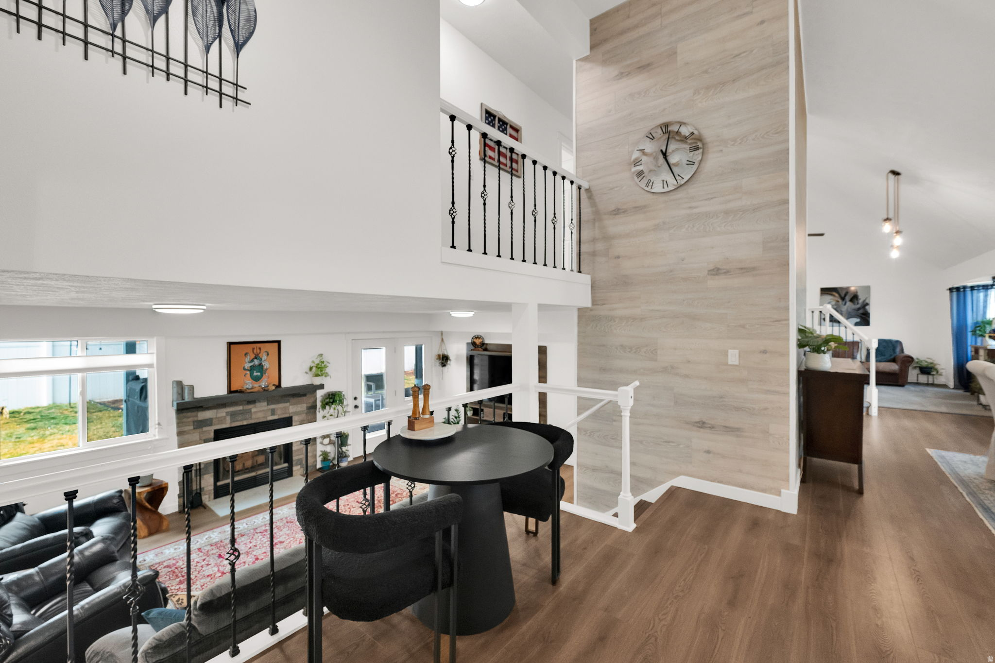 MEADOWBROOK CORNERS - Residential