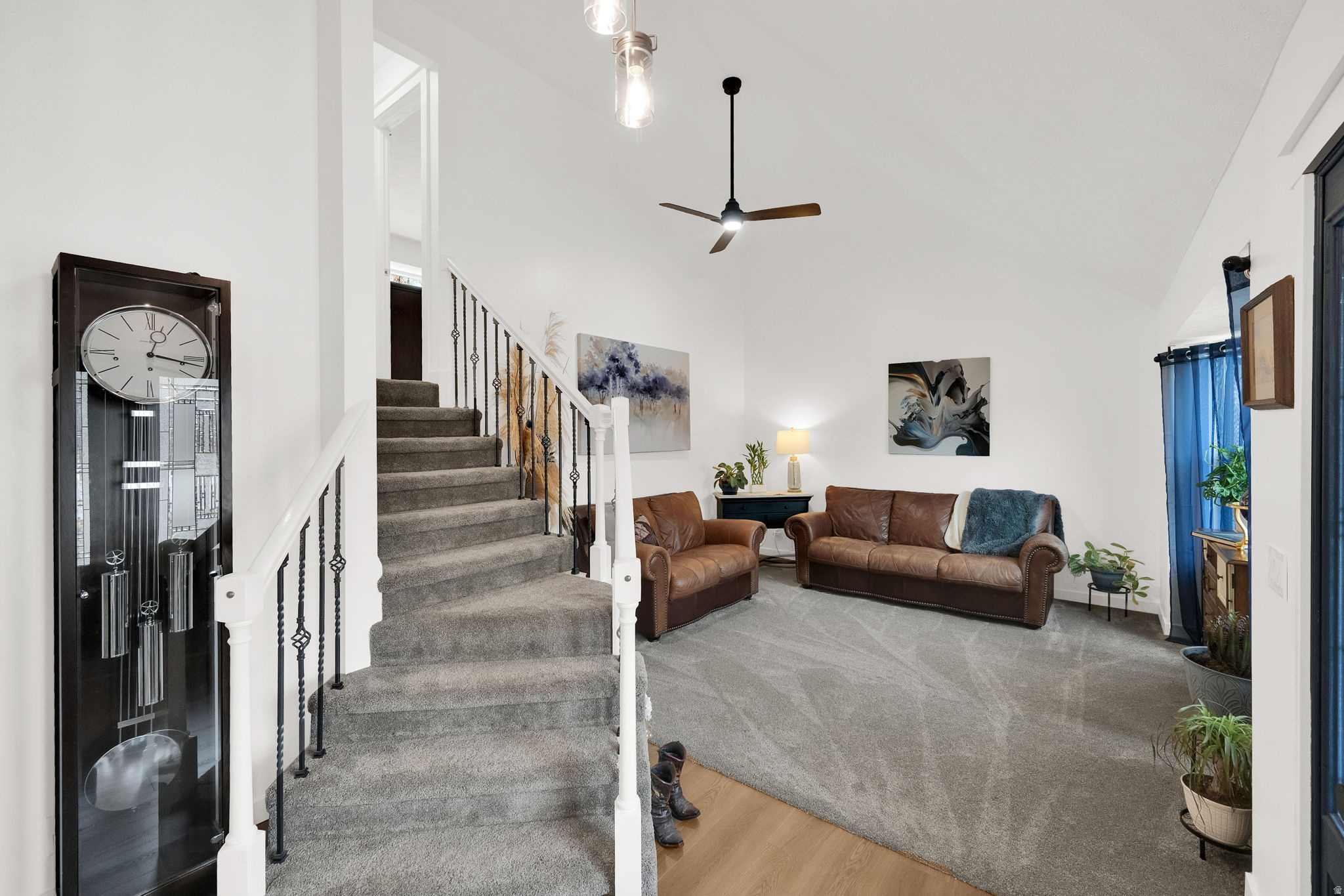 MEADOWBROOK CORNERS - Residential