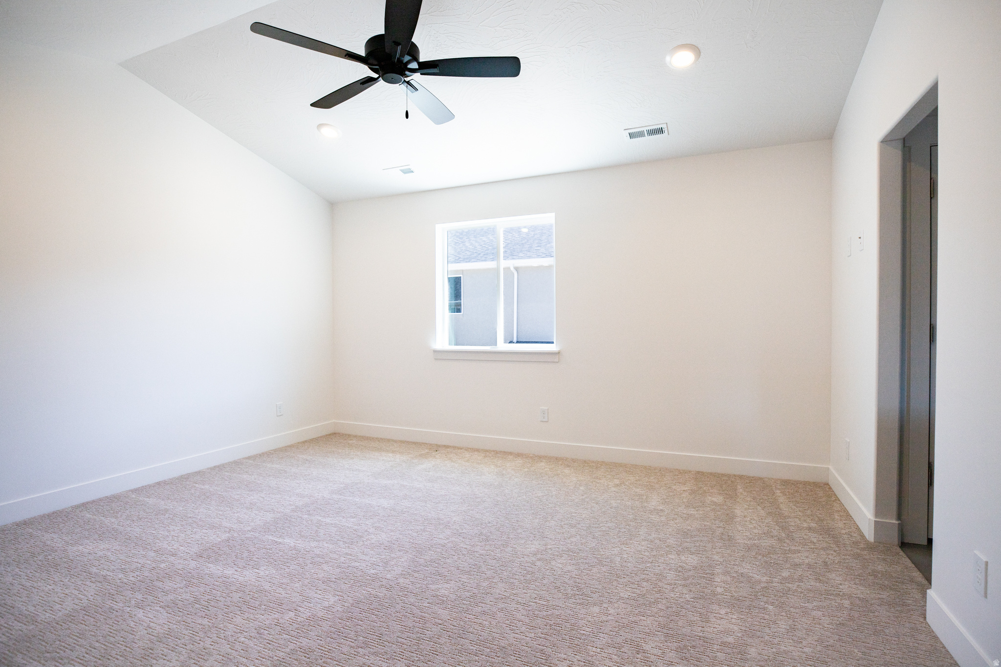 SALEM FIELDS - Residential