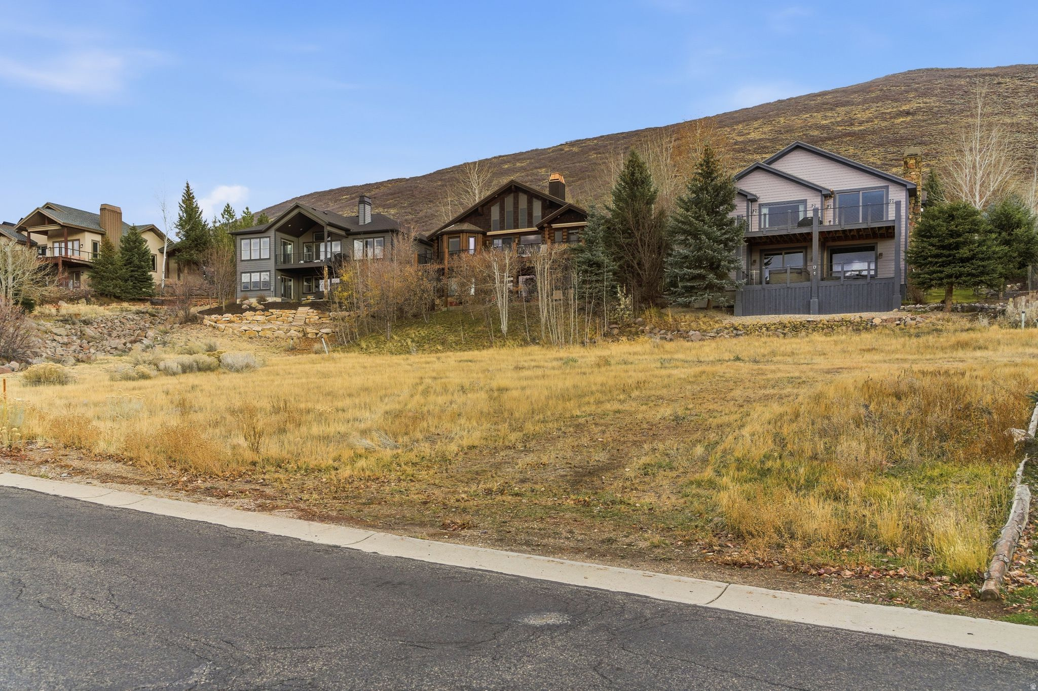 DEER MOUNTAIN RESORT - Land