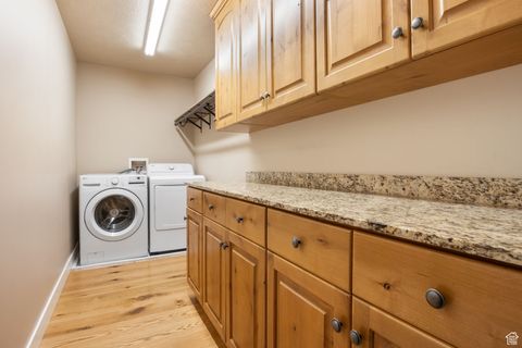 Tiny photo for 10491 S HEMISPHERE CT, South Jordan, UT 84095 (MLS # 2115153)