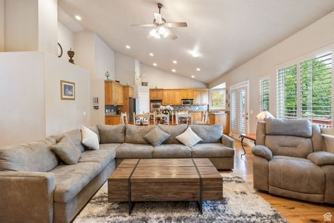 Tiny photo for 10491 S HEMISPHERE CT, South Jordan, UT 84095 (MLS # 2115153)