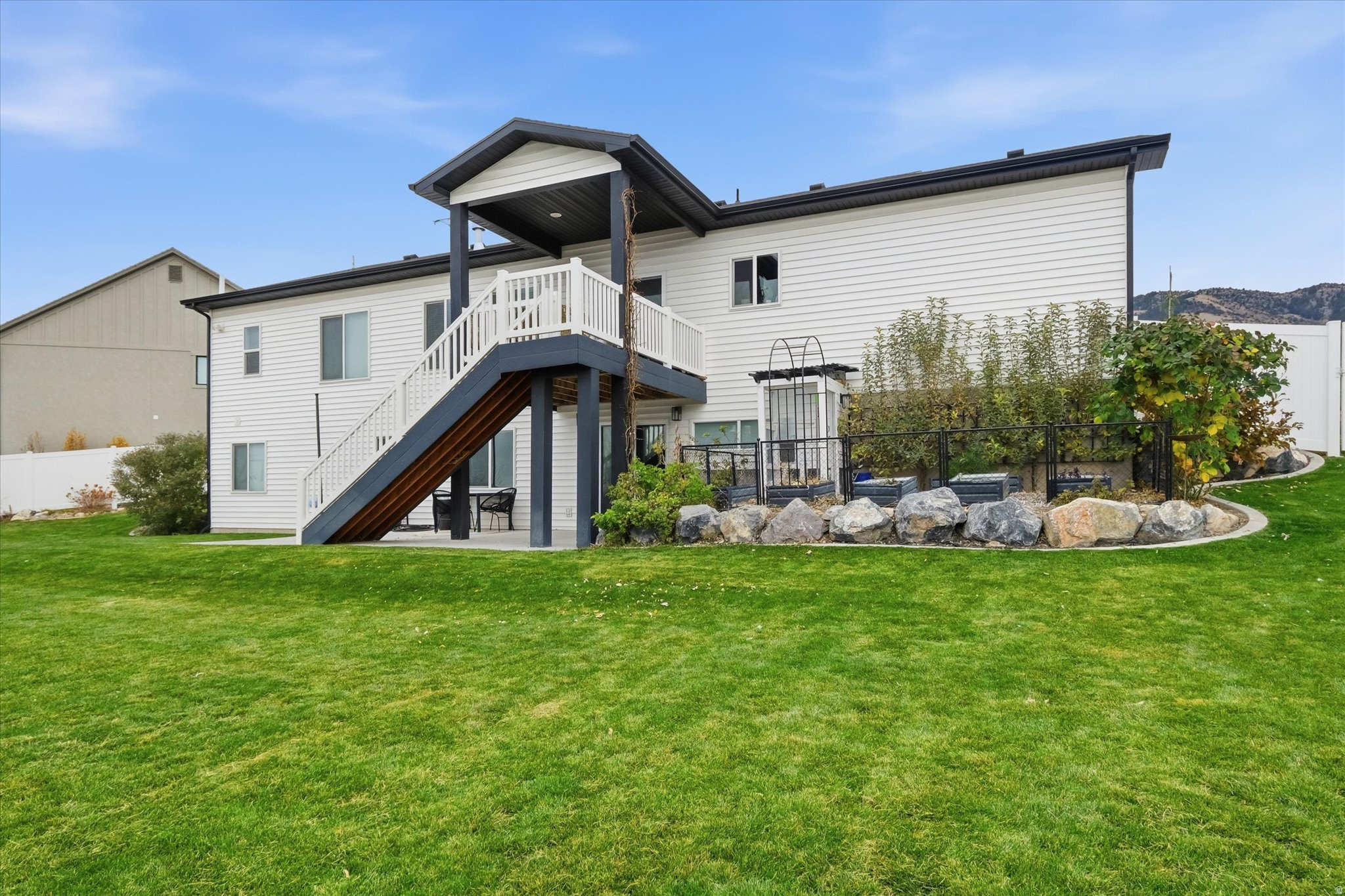 JUNIPER RIDGE - Residential