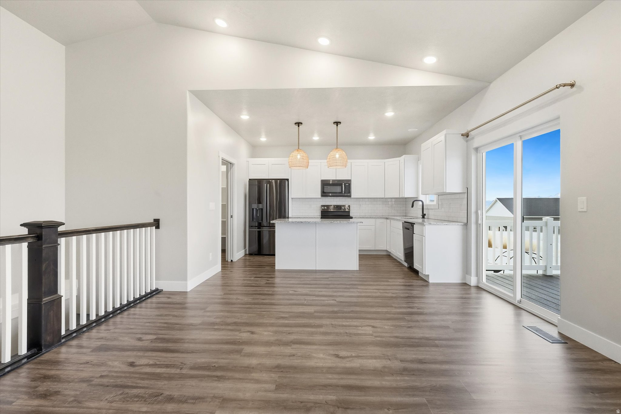 JUNIPER RIDGE - Residential