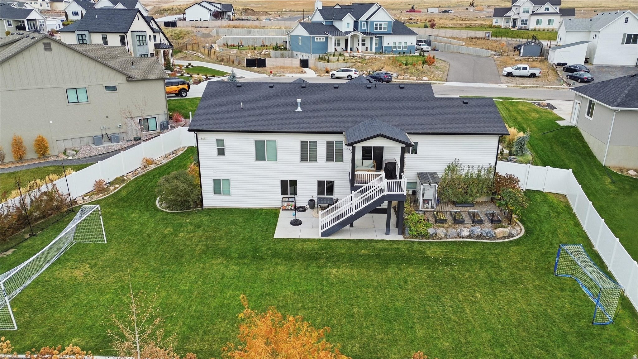 JUNIPER RIDGE - Residential