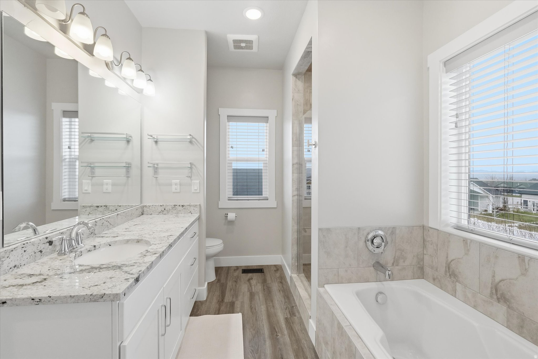 JUNIPER RIDGE - Residential