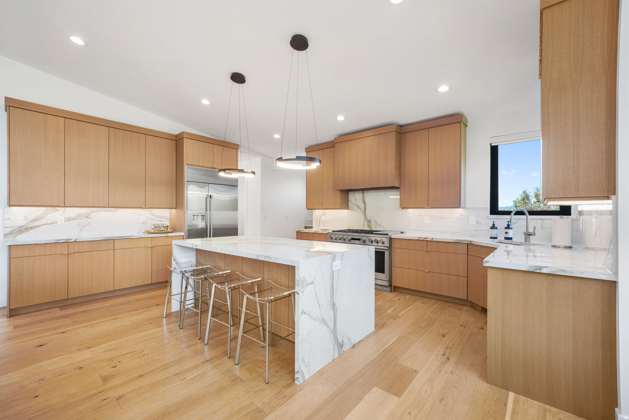 SIERRA ESTATES - Residential