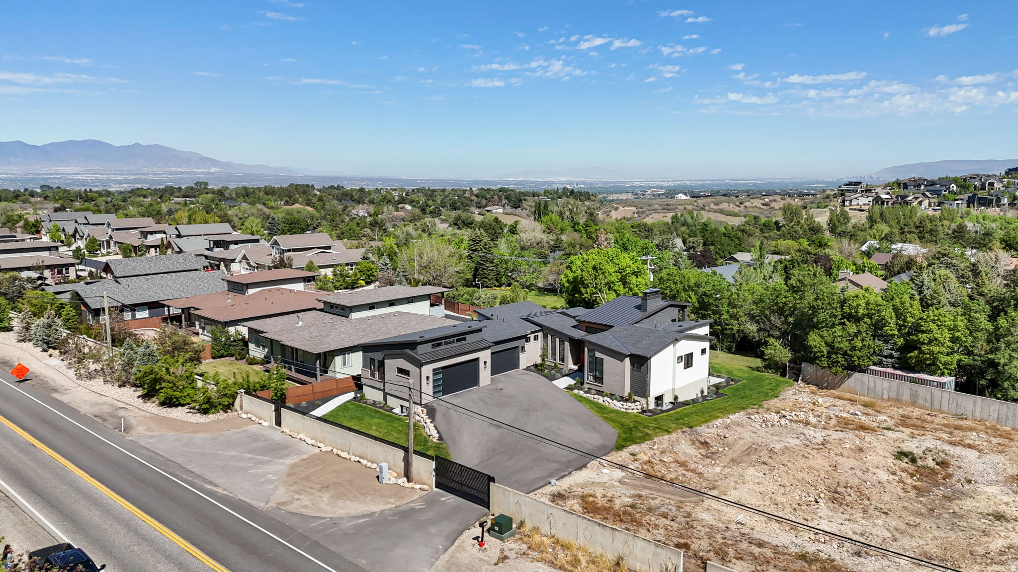 SIERRA ESTATES - Residential