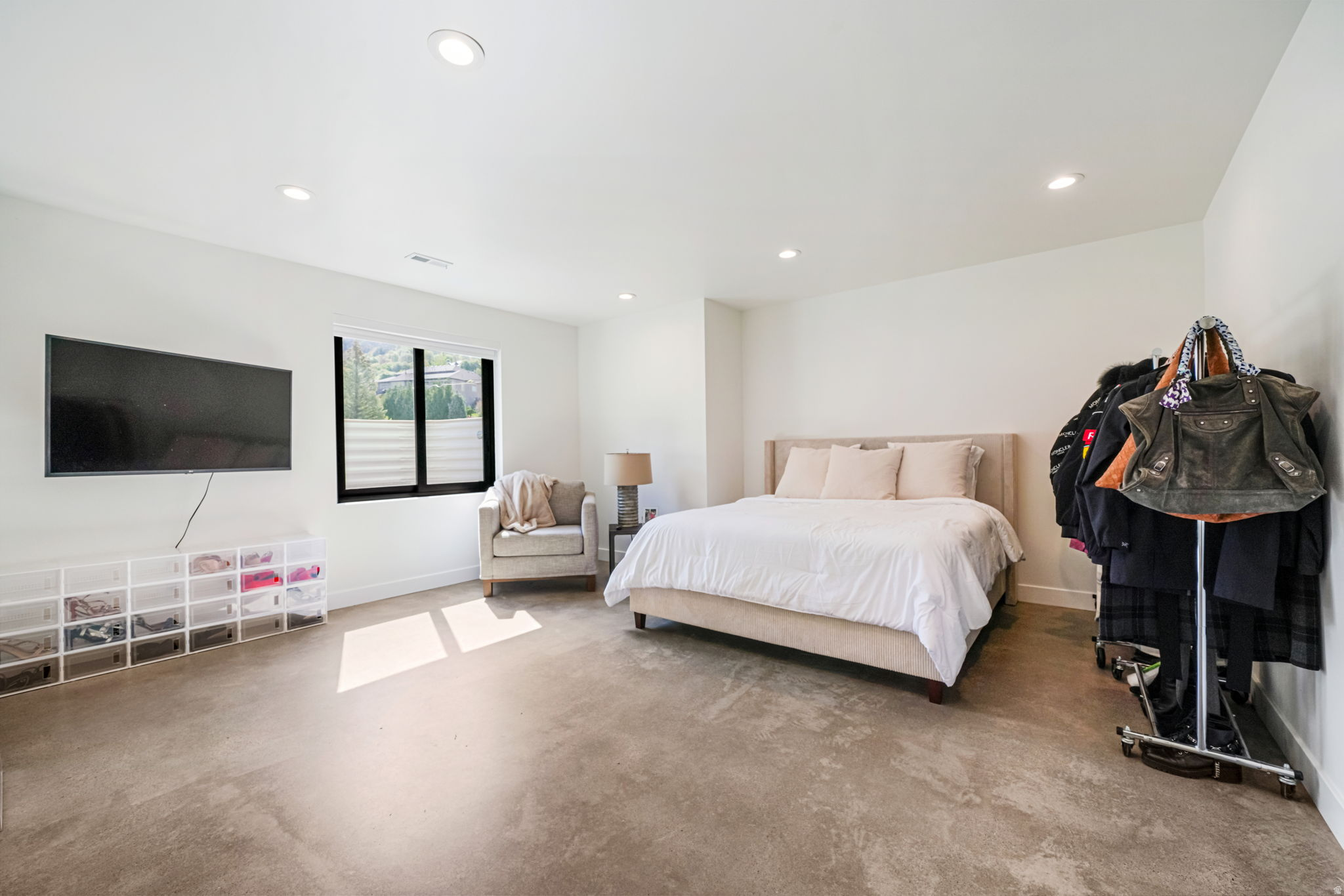 SIERRA ESTATES - Residential
