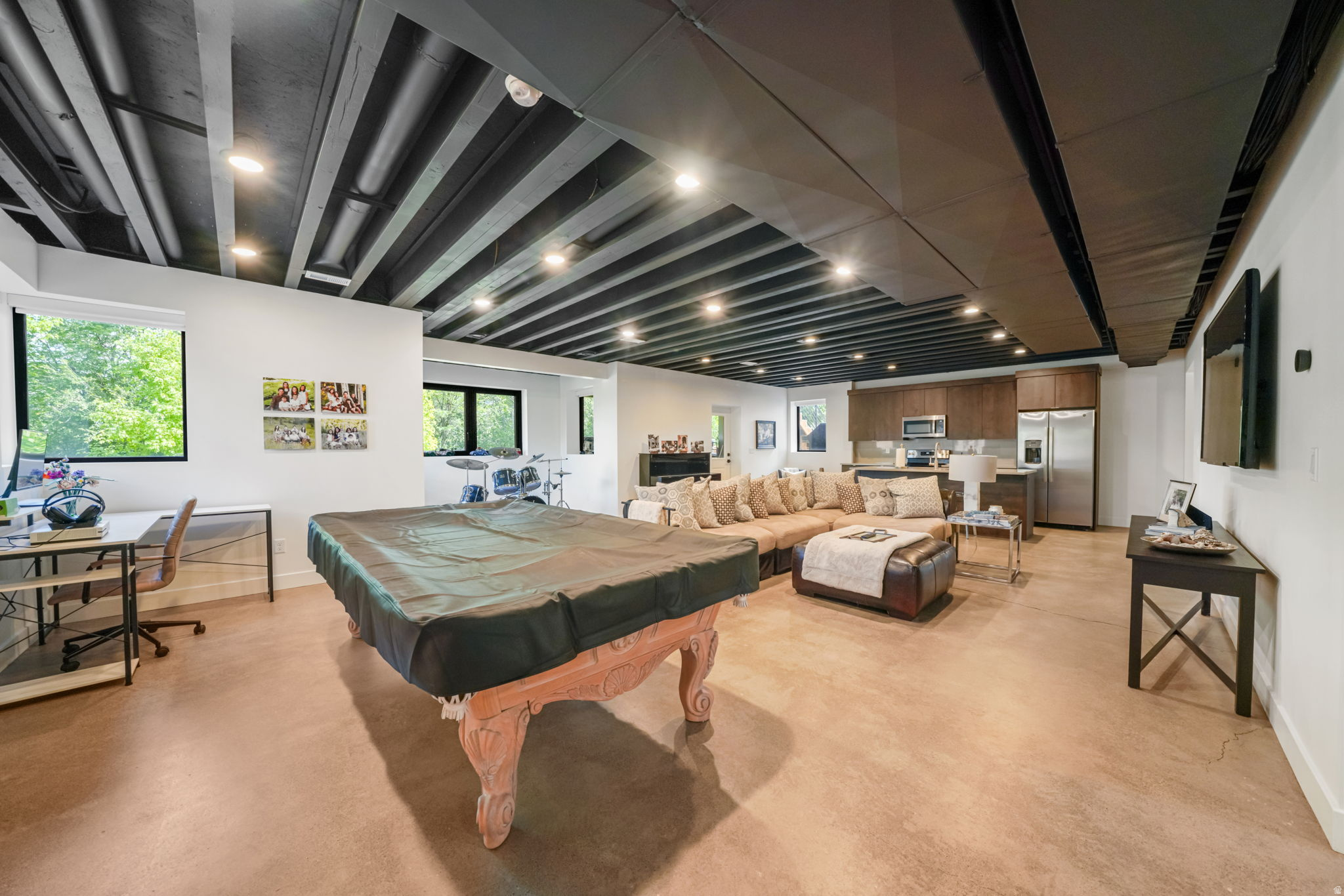 SIERRA ESTATES - Residential