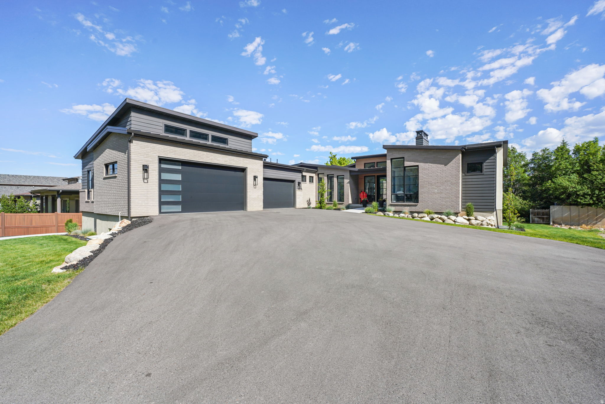SIERRA ESTATES - Residential