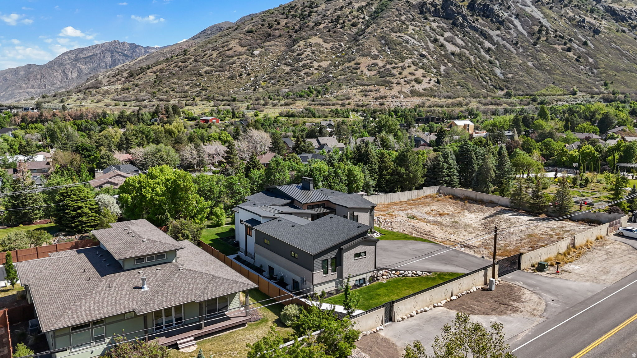 SIERRA ESTATES - Residential