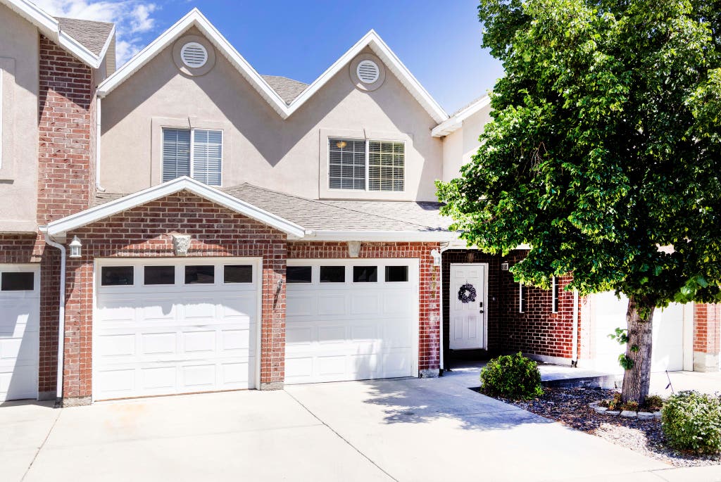 Photo of 3884 W SAGE MEADOW DR, South Jordan, UT 84009 (MLS # 2170657)