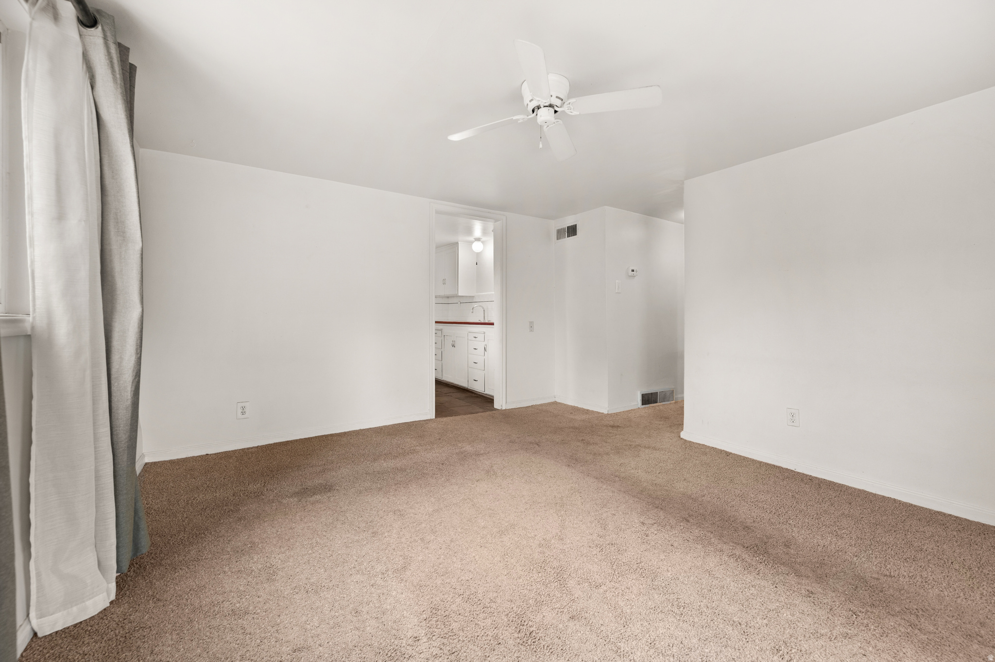 BROADMOOR - Residential Income