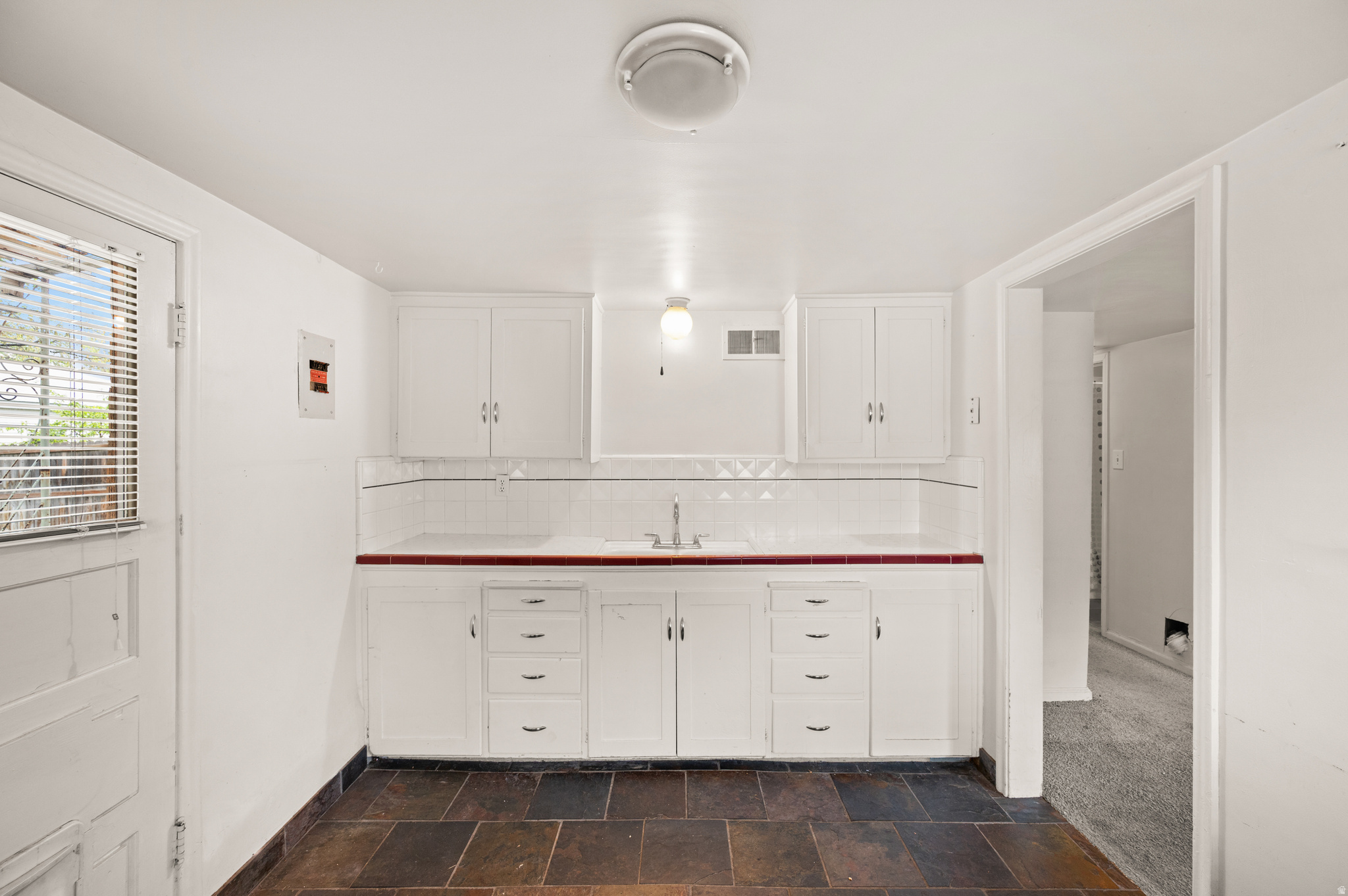 BROADMOOR - Residential Income