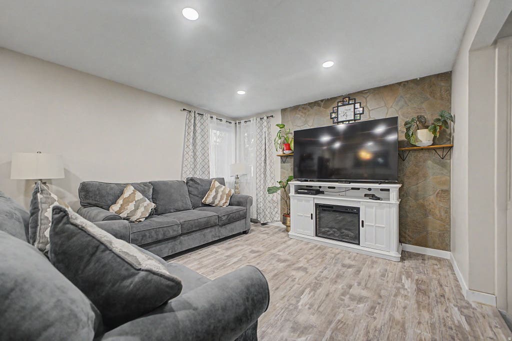Photo of 1076 SHANNON CIR, Brigham City, UT 84302 (MLS # 2166416)