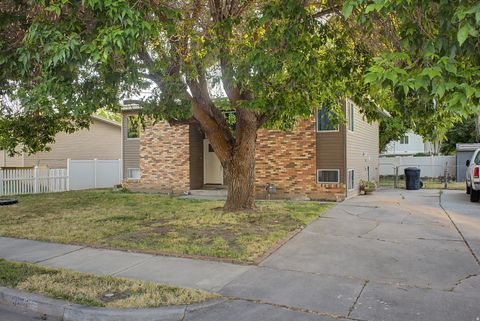 Tiny photo for 1076 SHANNON CIR, Brigham City, UT 84302 (MLS # 2166416)